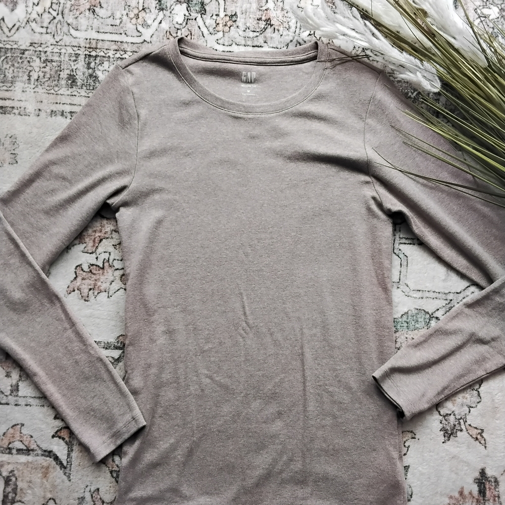 GAP Modern Tee